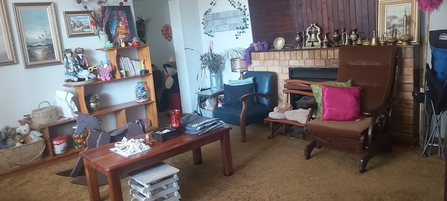 4 Bedroom Property for Sale in Kareedouw Eastern Cape